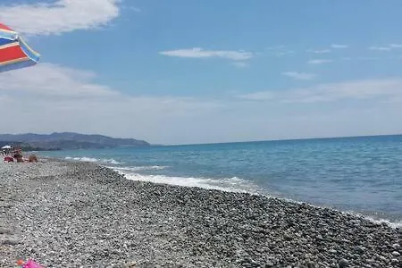 Splendida Con Accesso Diretto Alla Spiaggia Villa Condofuri Marina