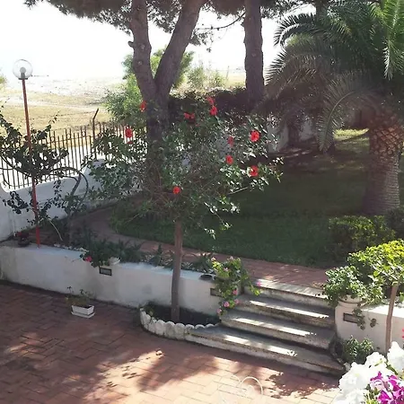 Villa Splendida Con Accesso Diretto Alla Spiaggia Condofuri Marina