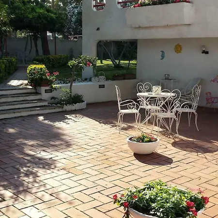 Villa Splendida Con Accesso Diretto Alla Spiaggia