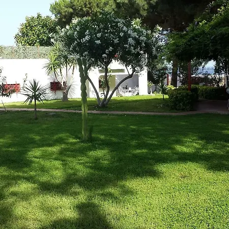 Splendida Con Accesso Diretto Alla Spiaggia Villa *